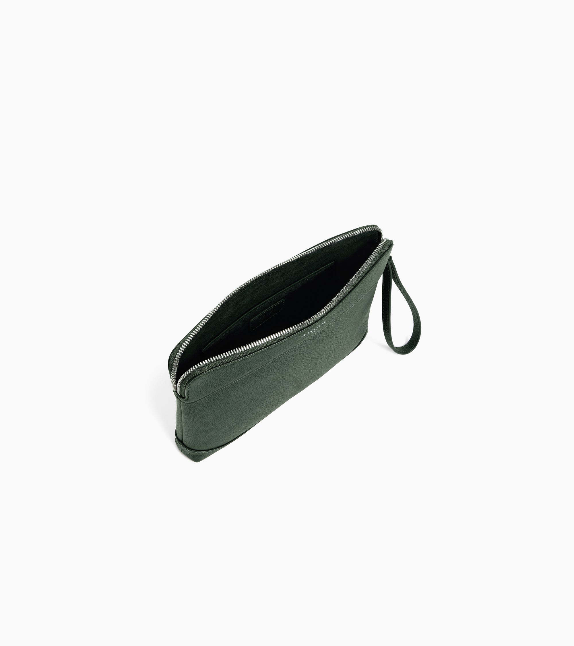 Kleine Tasche aus genarbtem Leder mit Reißverschluss