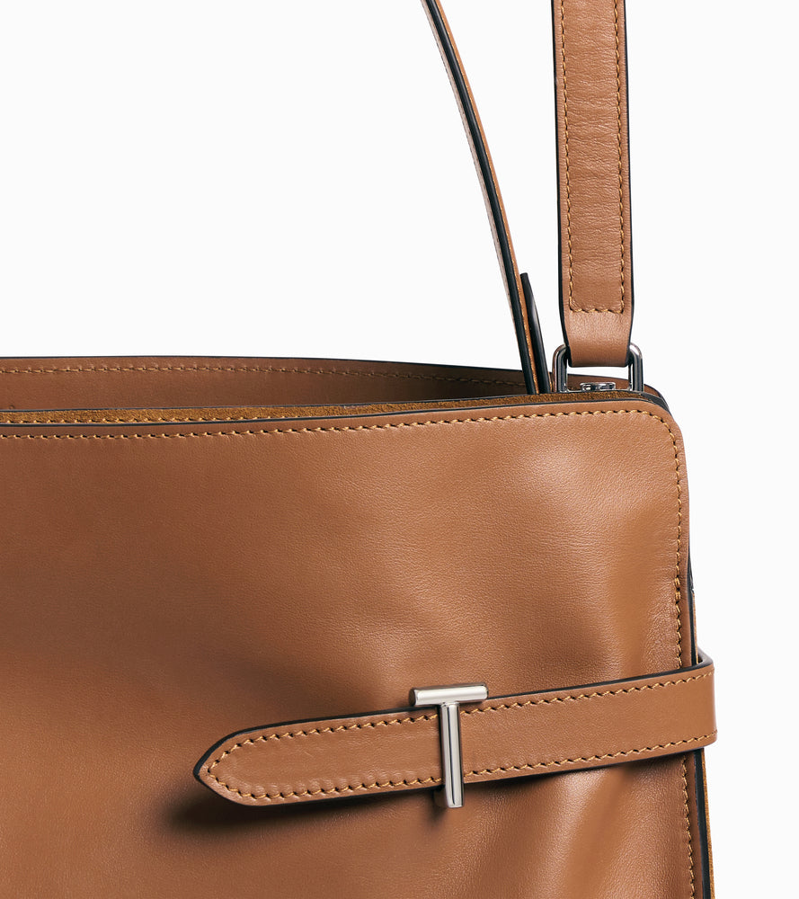 Emie maxi shoulder bag in smooth leather and nubuck